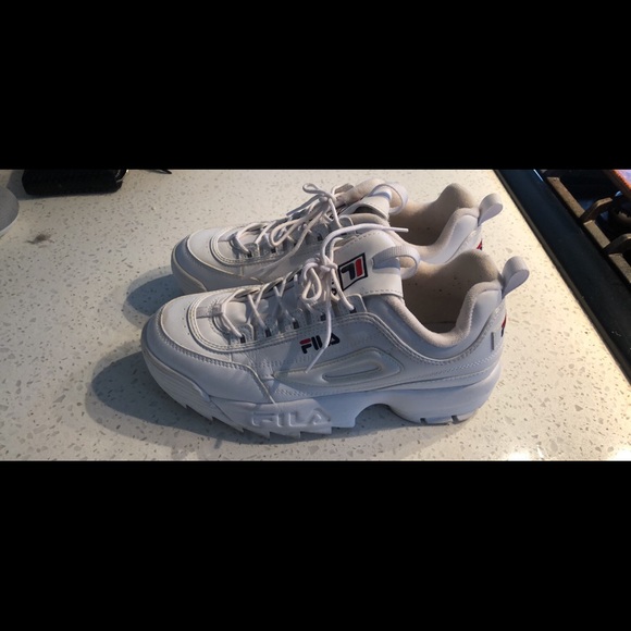 Fila Sneakers- barely worn!! - Picture 4 of 5